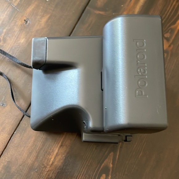 Polaroid OneStep close up camera - Picture 2 of 5